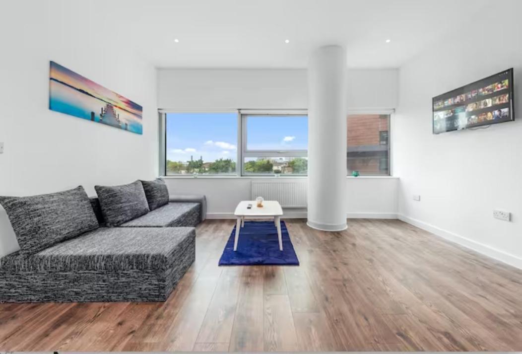 شقة كرويدون  في Airy 2Br Flat Delta London Dp332 المظهر الخارجي الصورة